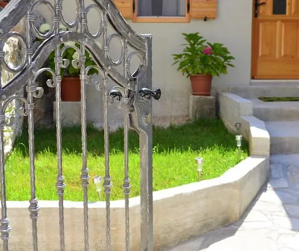 Διαμέρισμα Romana *