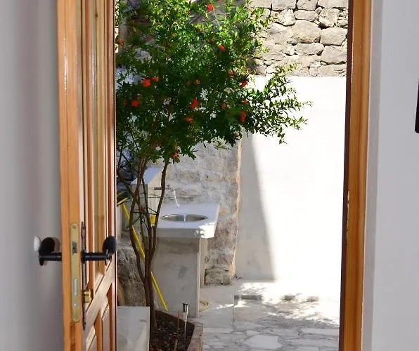 Romana Trogir